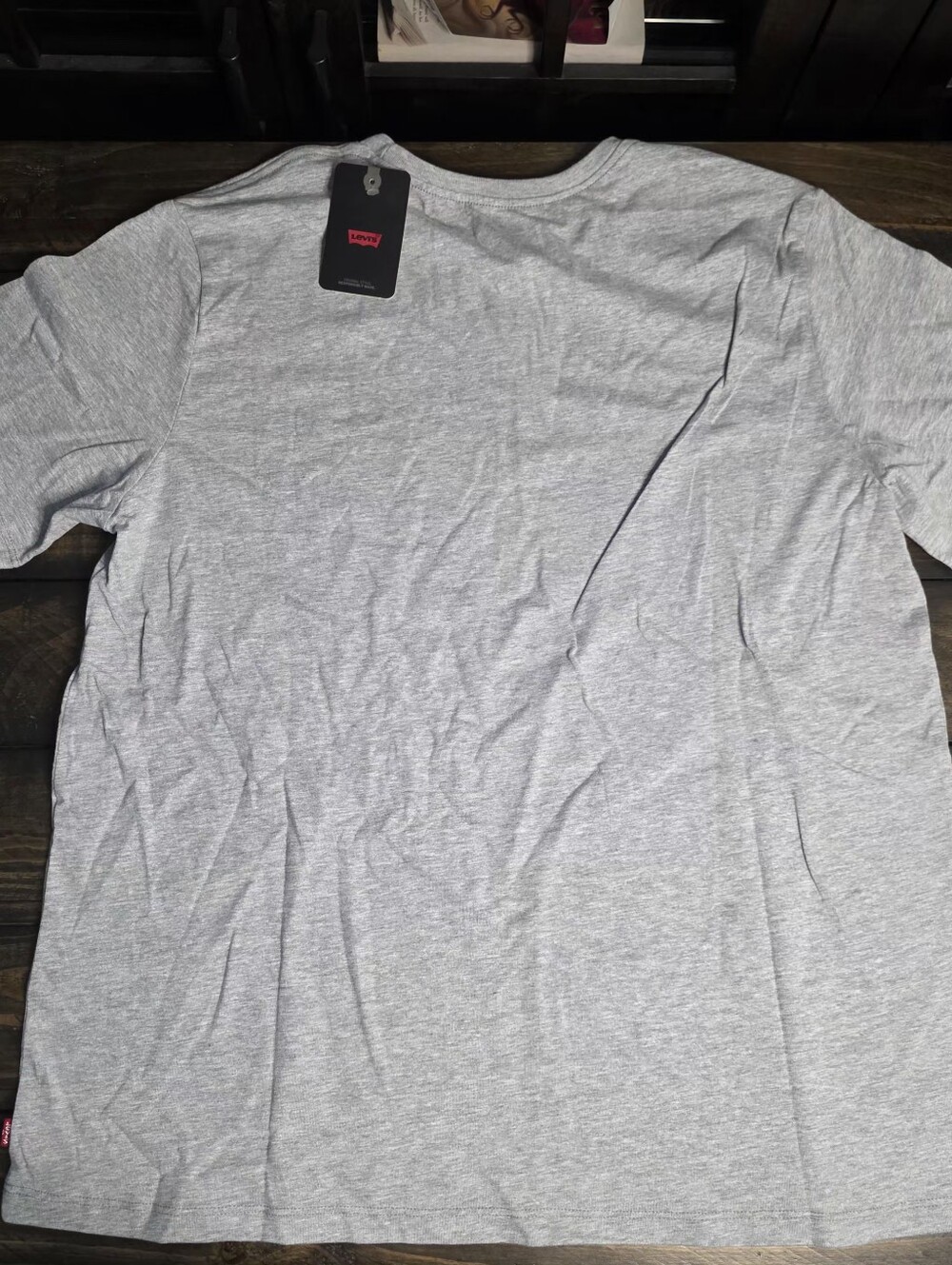 Levi's Gray Graphic Logo Crewneck Tee - Picture 2 of 2